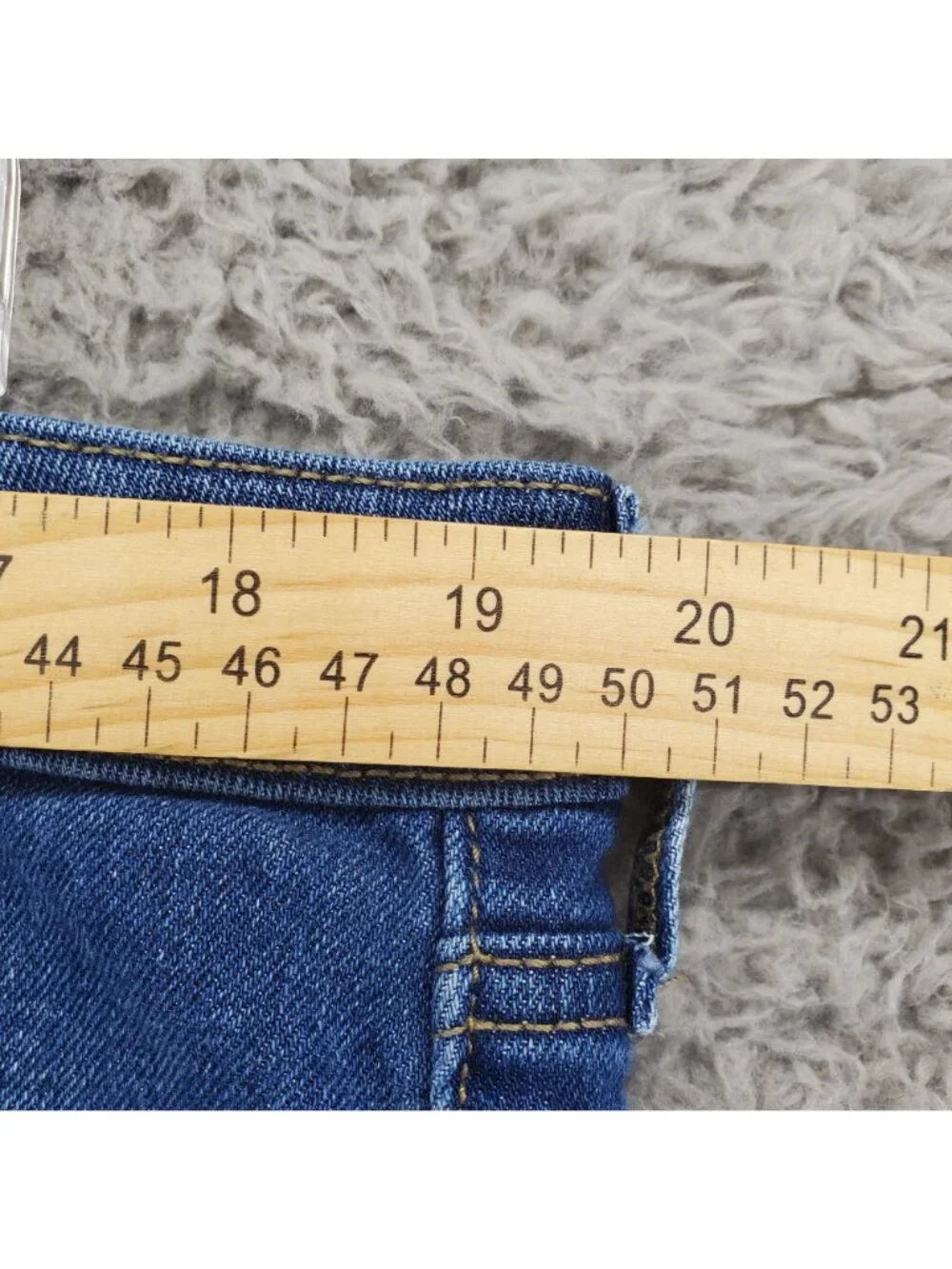 Old Navy Shorts Womens 18 Blue High-Rise Wow Stretch Denim Jorts *Read*